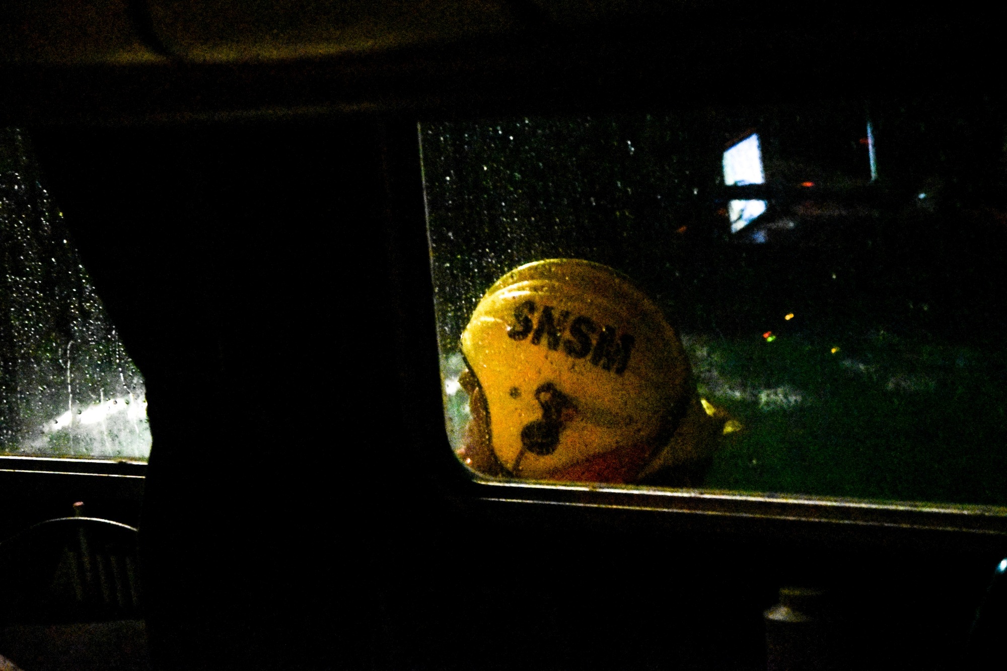 Vue de la timonerie de nuit