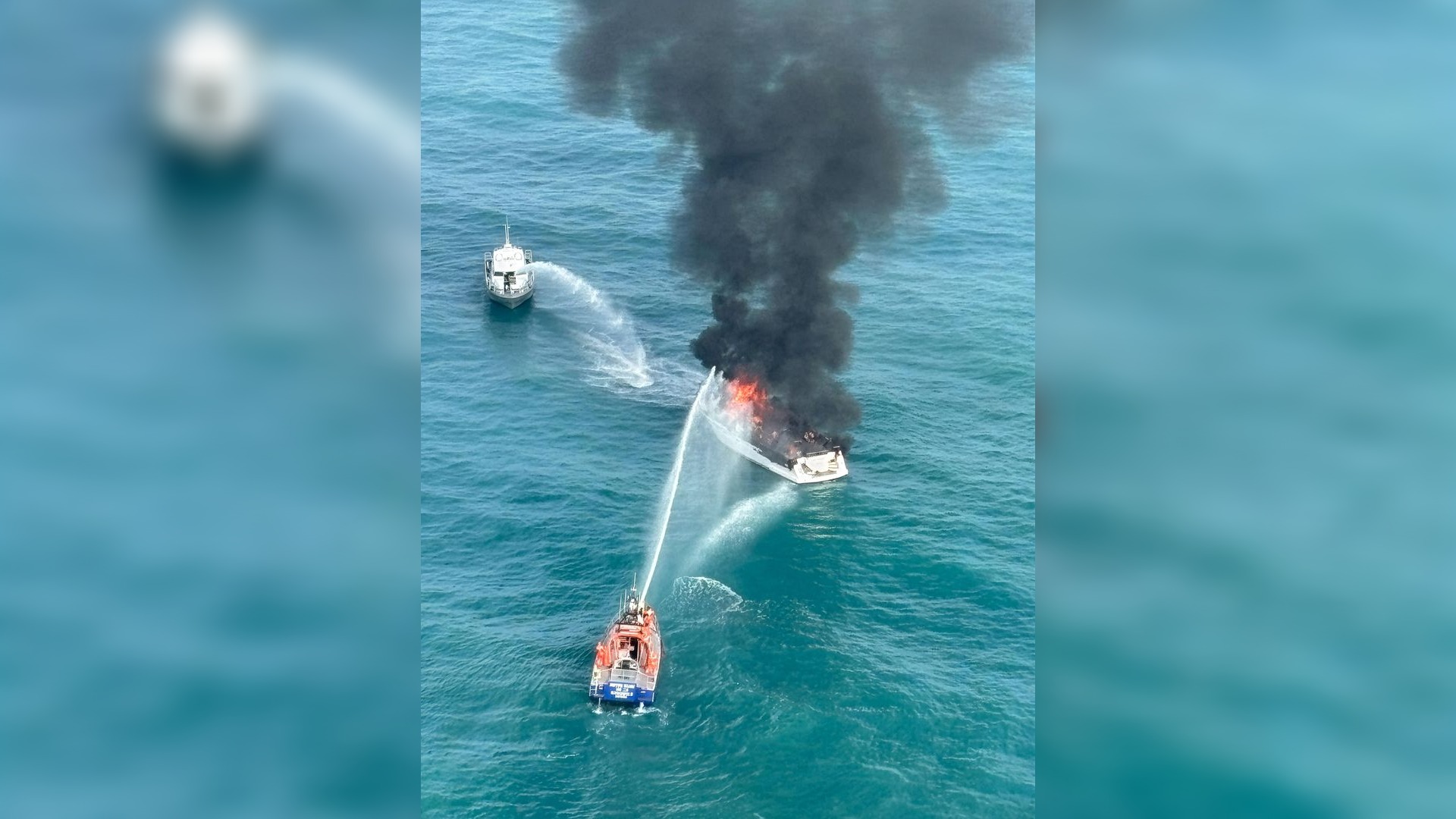 Antibes Un Yacht En Feu Sept Heures D intervention Les Sauveteurs 