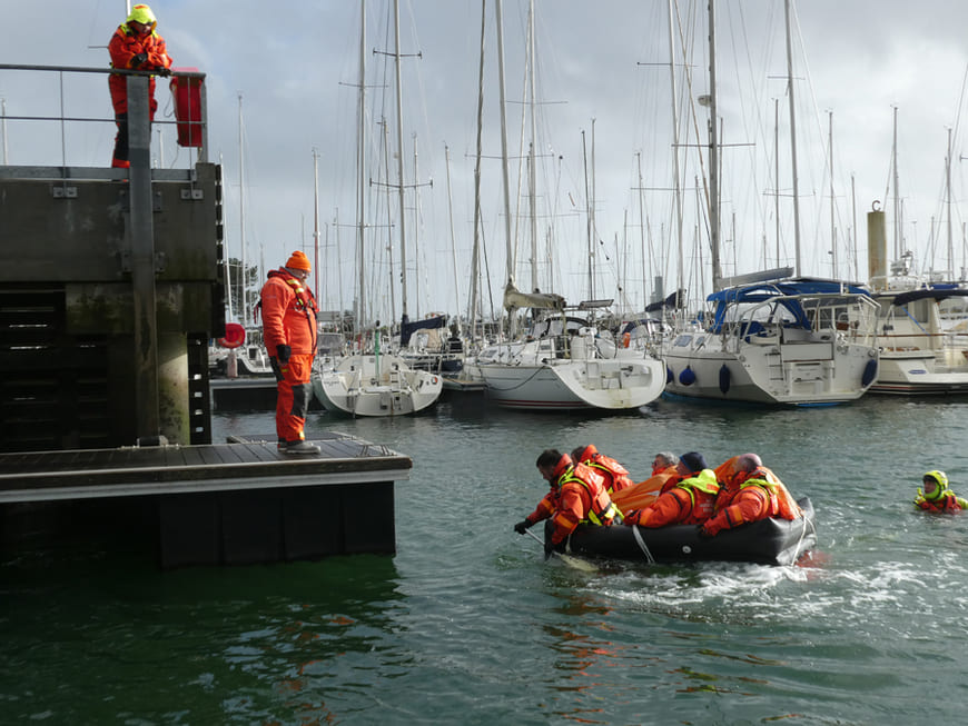 Galère, le radeau de survie