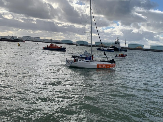 Sortie du port vers la ligne de départ